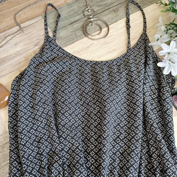 BLACK STRAP DRESS / BRAND OLD NAVY (SIZE XS) - Picture 5 of 15